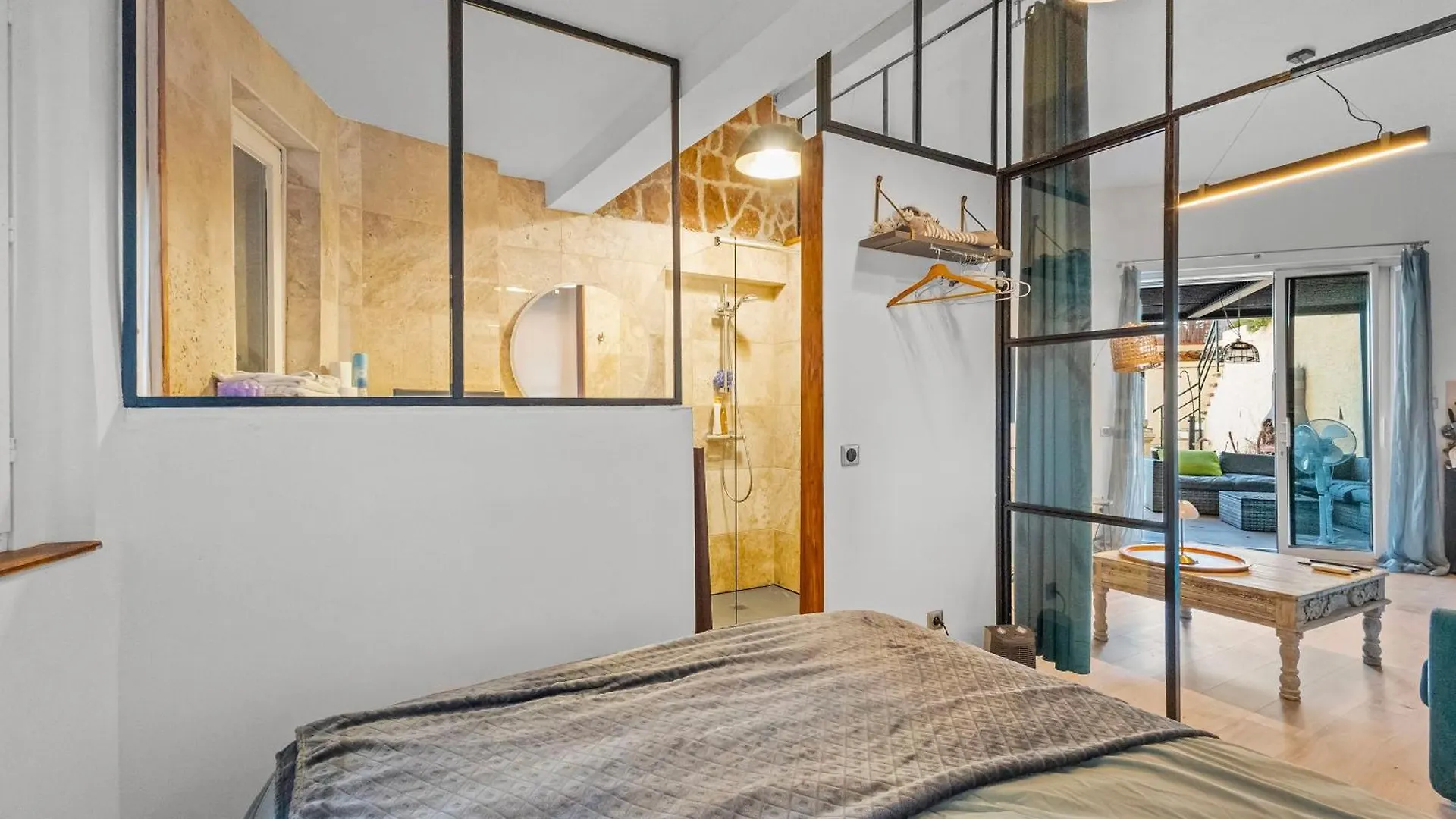 Studio Au Bord De Mer A Cannes 0*,  Francia
